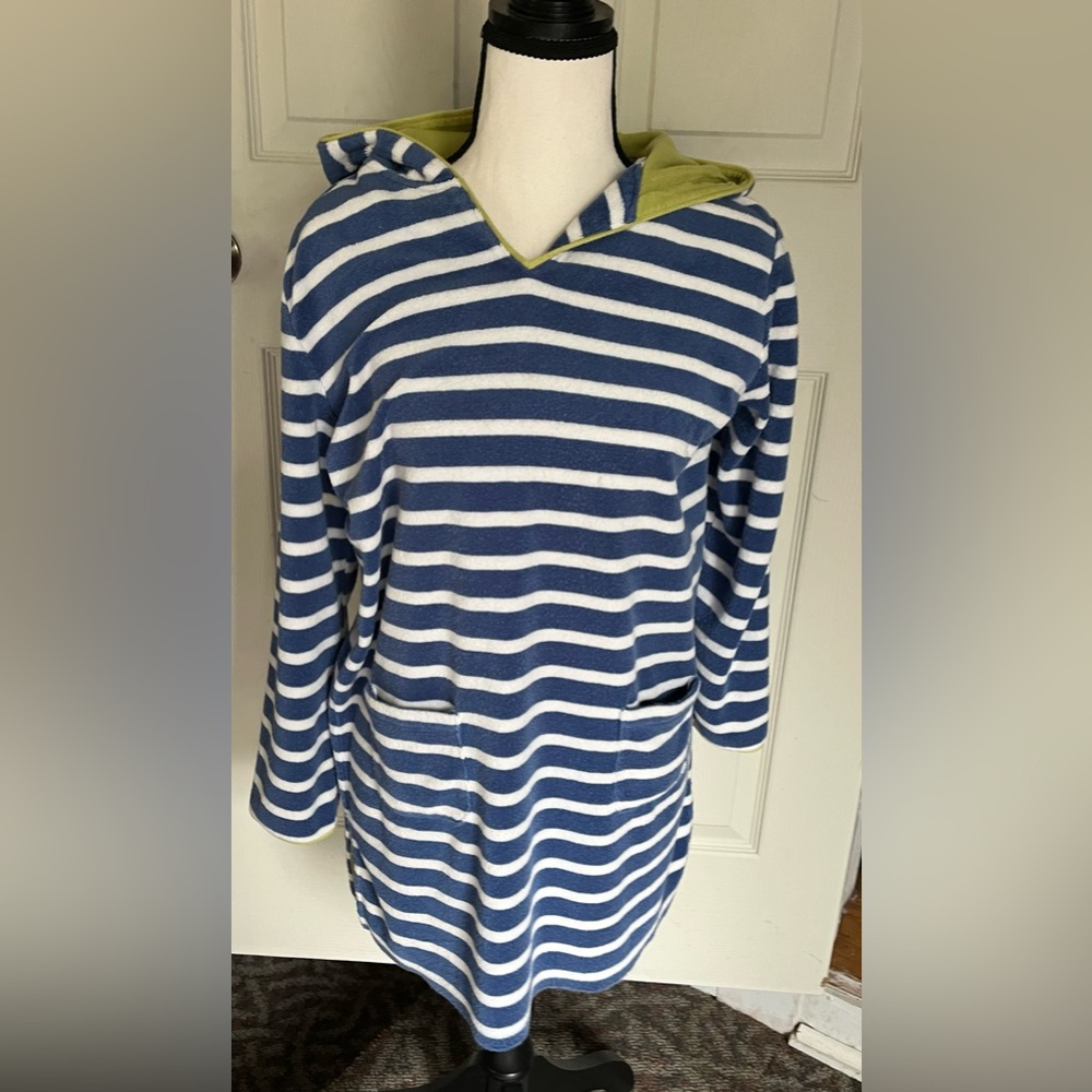 Johnnie B who did heavyweight terrycloth cover up/ big girls 13-14 years ago